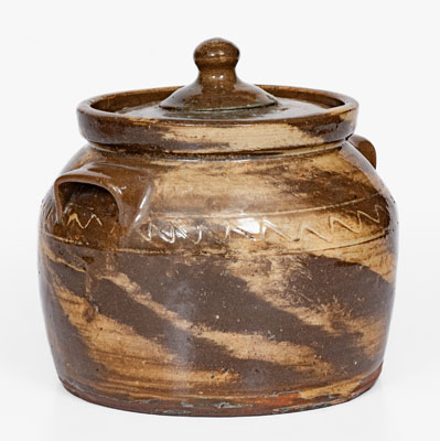 REINHARDT BROS. / VALE, N.C. Stoneware Swirl Bean Pot w/ Lid, circa 1930