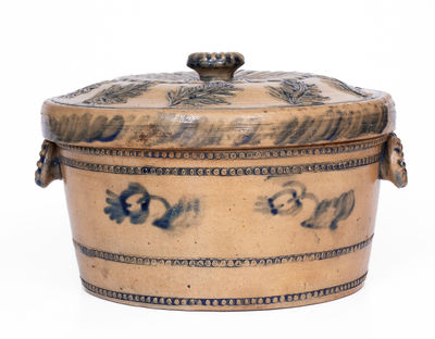 Outstanding Lidded Stoneware Cake Crock, Robert H. Williams at M. TYLER / ALBANY Pottery (Son of Durell Williams)